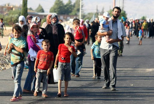 Dòng người tị nạn Syria chạy đến Lebanon ngày một đông