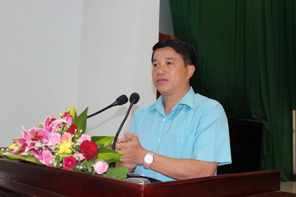 Bí thư Thành ủy Buôn Ma Thuột Y Thanh Hà Niê Kđăm phát biểu tại Hội nghị.