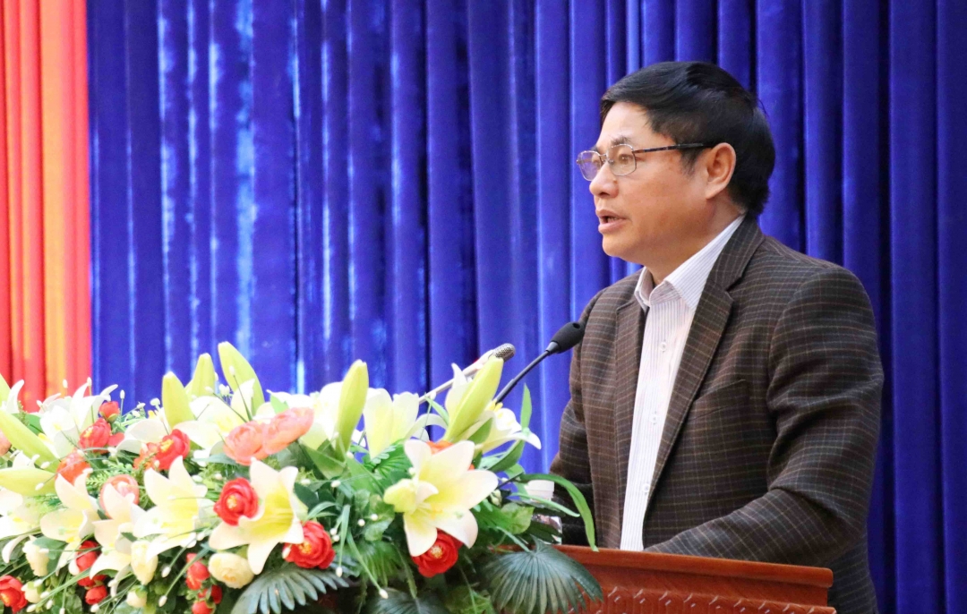 Phó Bí thư Thường trực Tỉnh ủy Phạm Minh Tấn phát biểu tại Hội nghị. Ảnh: H.Gia