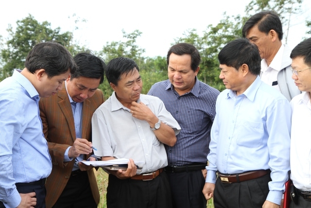 Khảo sát thực tế tại thị trấn Ea Pốk- khu vực huyện đề xuất làm dự án nông nghiệp công nghệ cao 