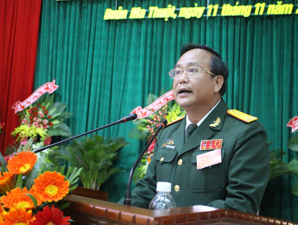 Đại tá Nguyễn Thanh Bình, Phó Chính ủy Bộ CHQS tỉnh phát biểu tại đại hội