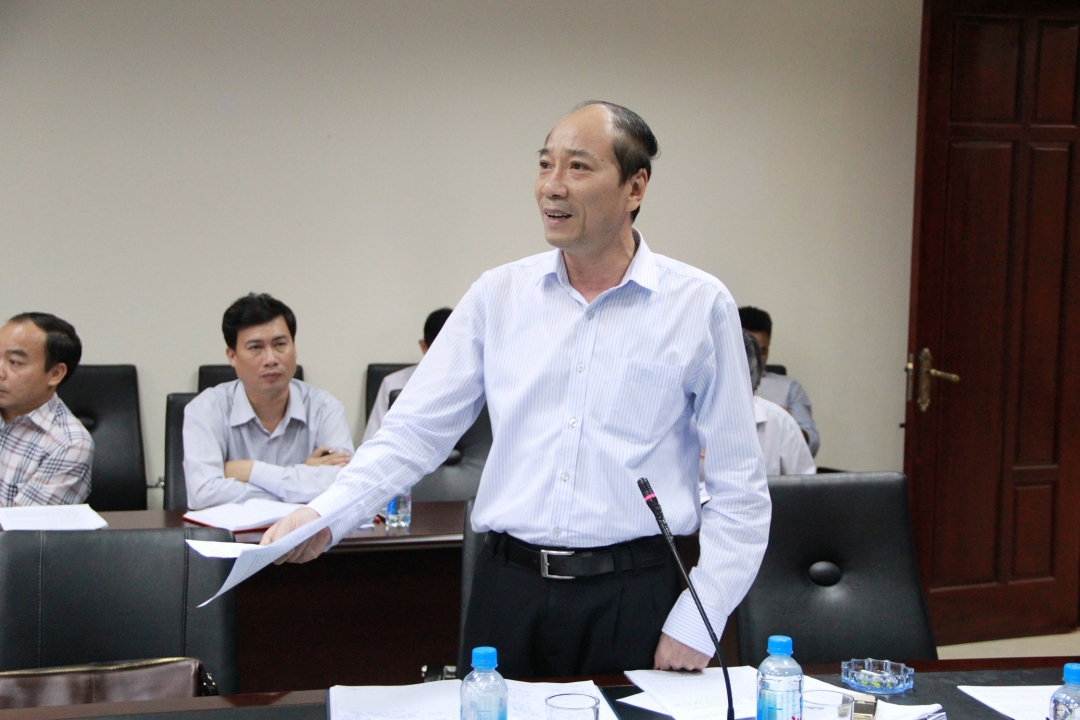 Phó Bí thư Tỉnh ủy, Chủ tịch UBND tỉnh Phạm Ngọc Nghị phát biểu tại cuộc họp