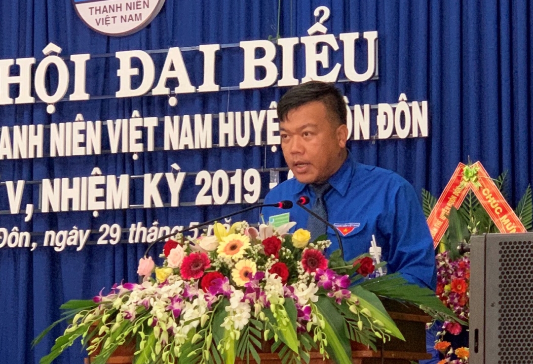 Phó Chủ tịch Thường trực Hội LHTN Việt Nam tỉnh Phạm Trọng Phát phát biểu chỉ đạo đại hội