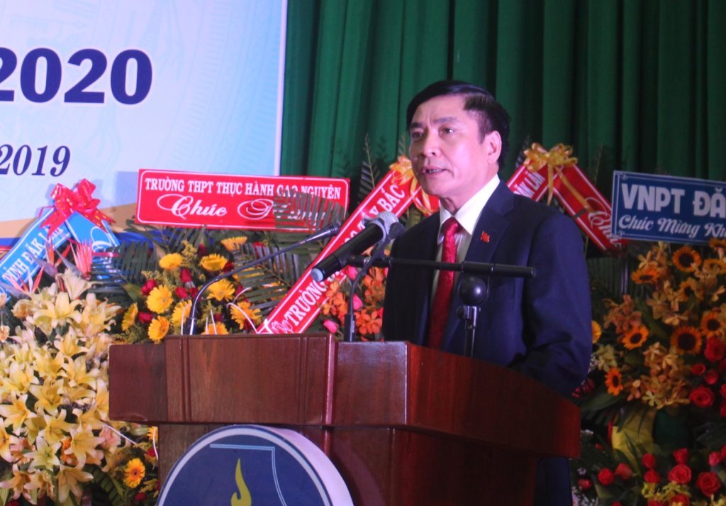 Bí thư Tỉnh ủy Bùi Văn Cường đọc thư của Tổng Bí thư, Chủ tịch nước Nguyễn Phú Trọng gửi ngành Giáo dục - Đào tạo nhân dịp khai giảng năm học 2019-2020.
