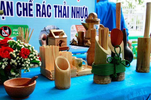 Sản phẩm hưởng ứng phỏng trào hạn chế rác thải nhựa của Hội Liên hiệp Thanh niên Việt Nam huyện.