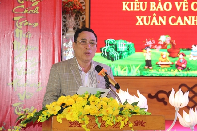 Phó Chủ tịch UBND tỉnh Võ Văn Cảnh phát biểu tại buổi gặp mặt.
