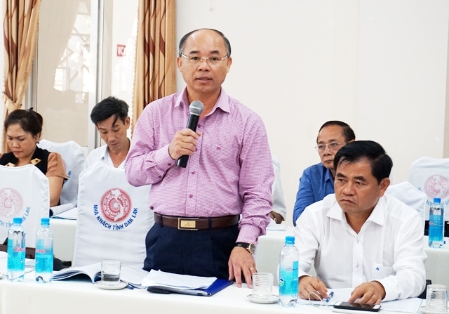 Chủ tịch UBND TP. Buôn Ma Thuột Trương Công Thái đóng góp ý kiến tại Hội thảo.