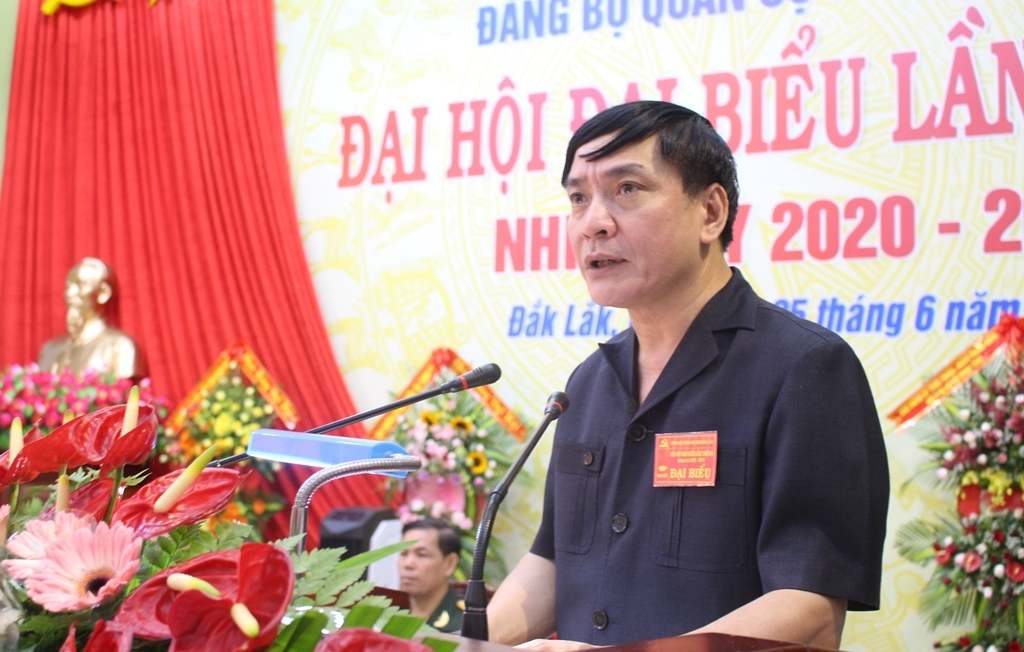 Đồng chí Bùi Văn Cường phát biểu bế mạc đại hội