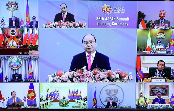 Thủ tướng Nguyễn Xuân Phúc, Chủ tịch ASEAN 2020 phát biểu tại Hội nghị Cấp cao ASEAN lần thứ 36.