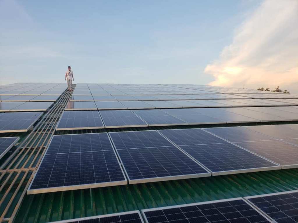 Một dự án điện mặt trời được lắp đặt tại huyện Buôn Đôn.