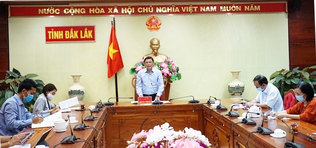 Phó Chủ tịch Thường trực UBND tỉnh Nguyễn Tuấn Hà, Trưởng Ban Tổ chức Cuộc thi khởi nghiệp, khởi sự kinh doanh tỉnh Đắk Lắk năm 2020 phát biểu tại cuộc họp.