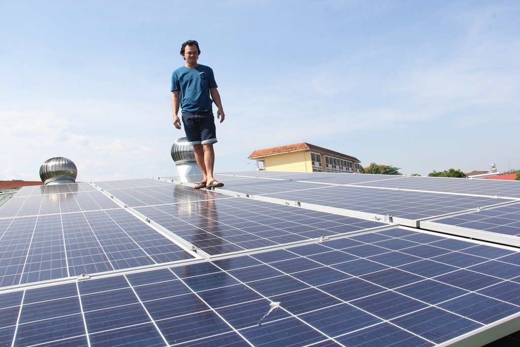 Một công trình điện mặt trời mái nhà của người dân tại phường Ea Tam, TP. Buôn Ma Thuột