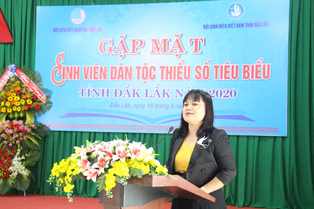 Phó Chủ tịch UBND tỉnh H'Yim Kđoh