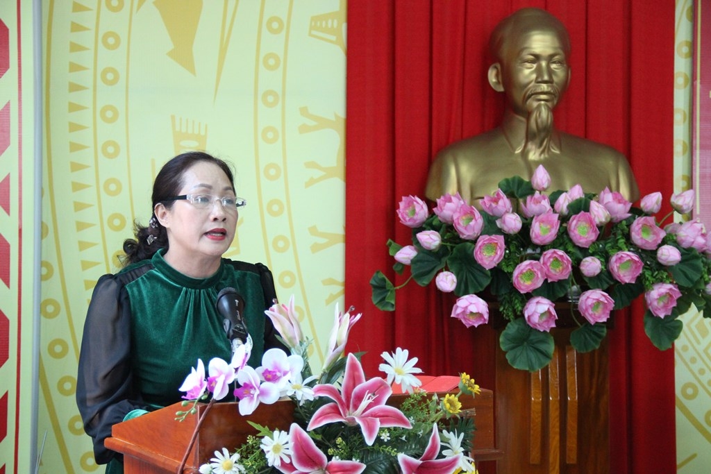 Chủ tịch Hội Chữ thập đỏ tỉnh Nguyễn Thị Phi Thảo