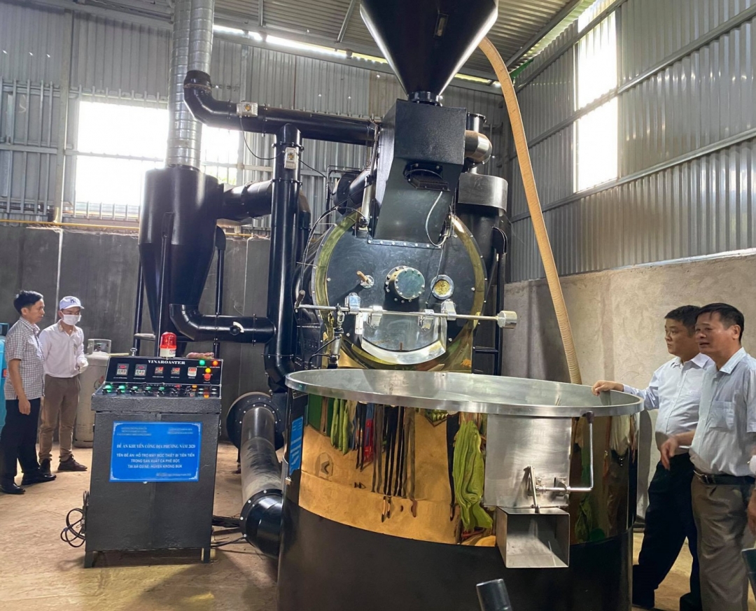 Máy móc thiết bị chế biến cà phê được hỗ trợ cho một cơ sở sản xuất từ chương trình khuyến công địa phương năm 2021