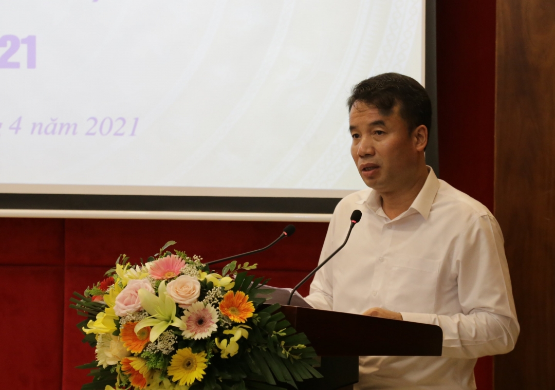 Tổng Giám đốc BHXH Việt Nam Nguyễn Thế Mạnh phát biểu khai mạc hội nghị. 