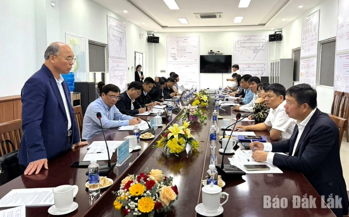 Lãnh đạo UBND tỉnh làm việc với Tổng Công ty Cảng hàng không Việt Nam
