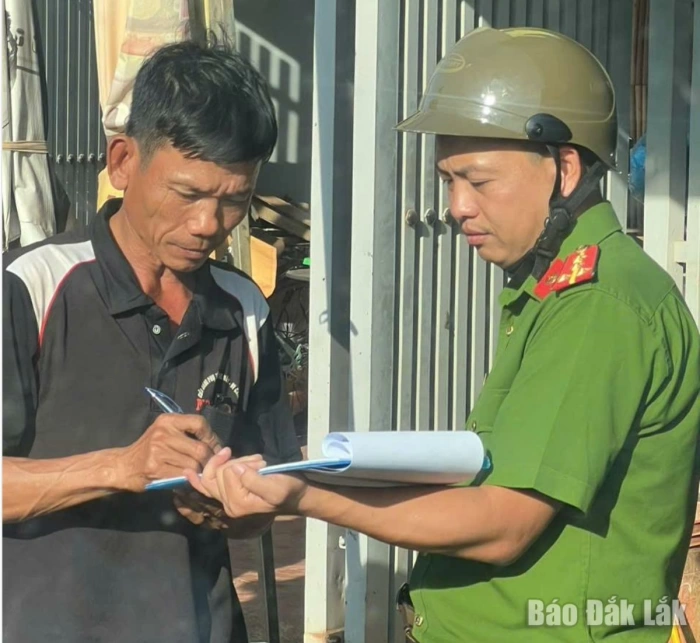 Xã Ea Wy: 35/36 thôn, buôn đạt chuẩn an toàn về an ninh, trật tự