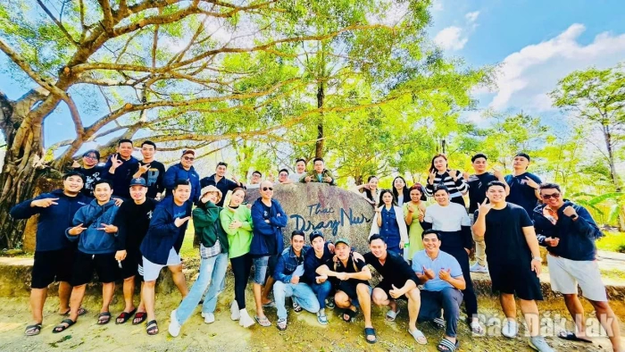 Doanh thu du lịch dịp Tết Bính Ngọ 2026 ước đạt hơn 457 tỷ đồng