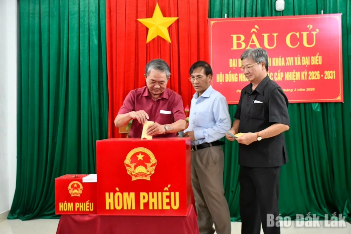 Khẩn trương kiện toàn bộ máy sau bầu cử