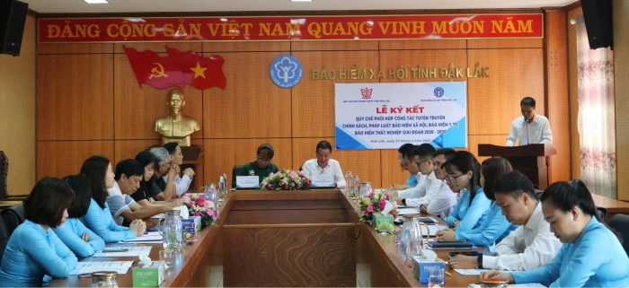 Bảo hiểm Xã hội tỉnh ký kết quy chế phối hợp tuyên truyền với Hội Văn học Nghệ thuật tỉnh