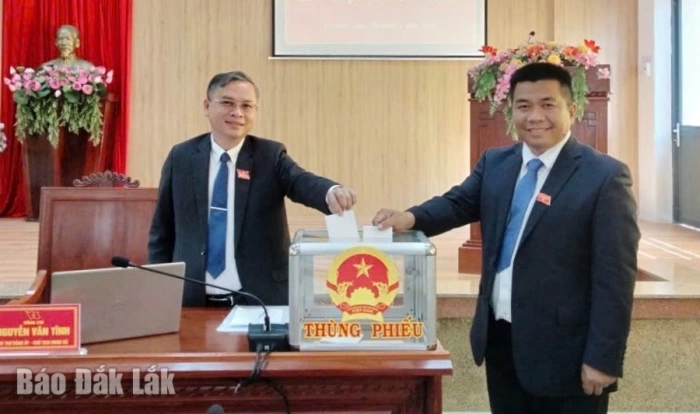 HĐND xã Ô Loan khóa II tổ chức Kỳ họp thứ nhất, nhiệm kỳ 2026 - 2031