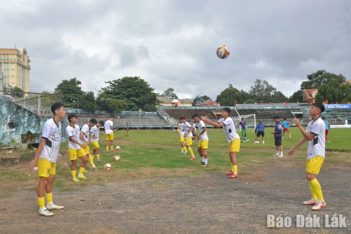 Giải bóng đá hạng Nhì quốc gia 2026 hứa hẹn kịch tính