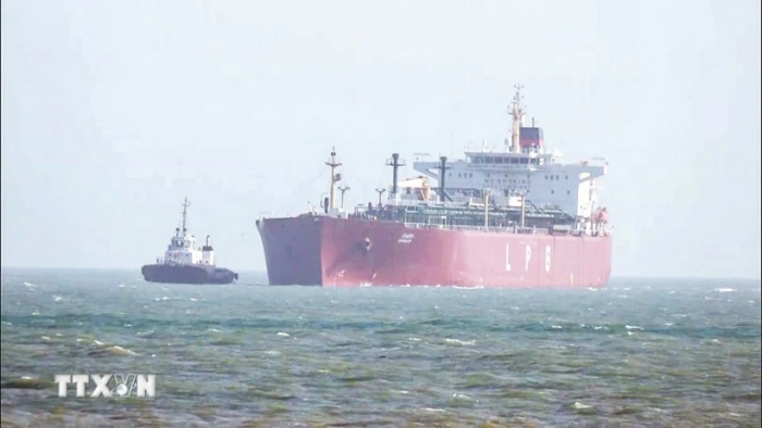 Lãnh đạo Mỹ, Ấn Độ điện đàm, thảo luận vấn đề eo biển Hormuz