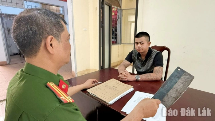 Bắt đối tượng chém bạn nhậu trọng thương