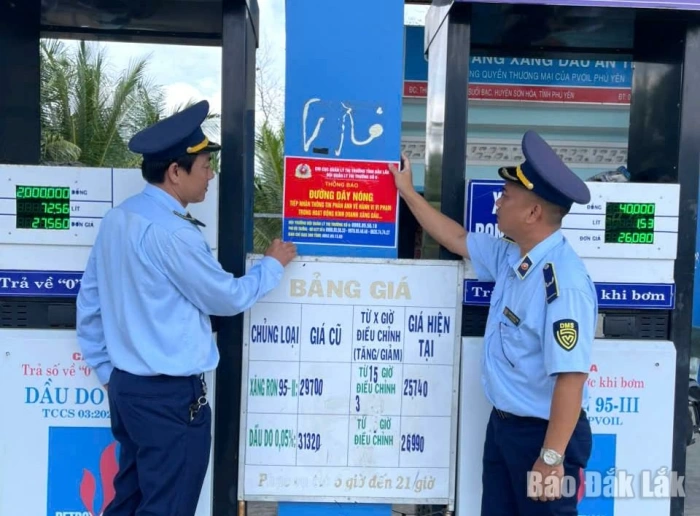 Chấp hành nghiêm quy định trong kinh doanh xăng dầu