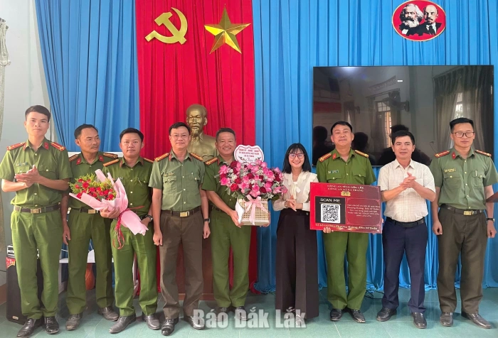 Ra mắt mô hình dân vận khéo “Tổ hỗ trợ 24/7 đèo Phượng Hoàng, đèo M’Drắk”