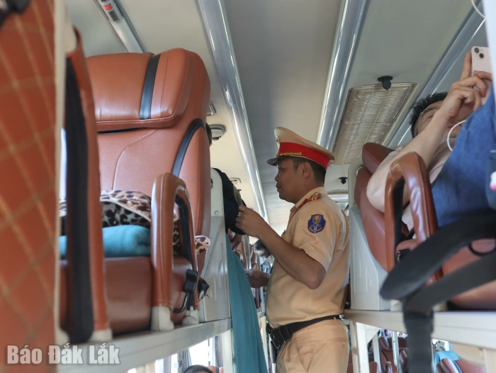 Tăng cường bảo đảm an toàn giao thông dịp nghỉ Lễ Giỗ Tổ Hùng Vương và 30/4 - 1/5