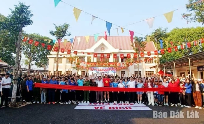 Phường Ea Kao lan tỏa tinh thần thể thao tại Ngày chạy Olympic vì sức khỏe toàn dân