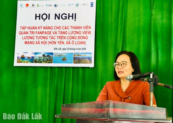 Tập huấn kỹ năng quản trị fanpage, nâng cao hiệu quả truyền thông số tại xã Ô Loan