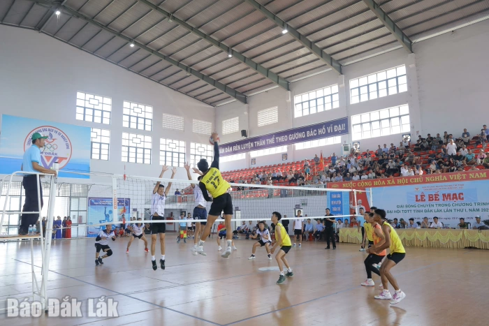 Nam Công an tỉnh và nữ xã Krông Á vô địch Giải bóng chuyền Đại hội Thể dục thể thao tỉnh