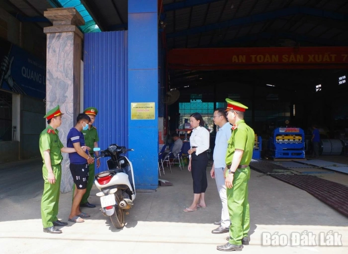 Công an xã Pơng Drang kịp thời  bắt giữ đối tượng trộm cắp xe mô tô ngay trong ngày