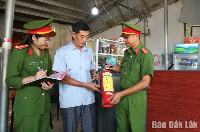 Hiệu quả các mô hình tự quản về an ninh trật tự ở Ea Riêng