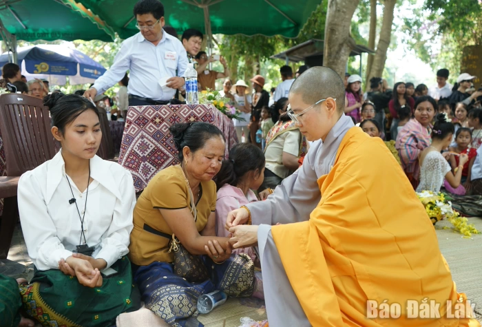 Nét đẹp văn hóa 
    “đất nước triệu voi”
                   ở Buôn Đôn