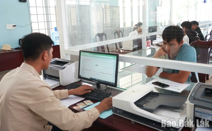 Đột phá cải cách hành chính ở xã Ea Drông