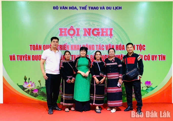 Đắk Lắk có 2 nghệ nhân được tuyên dương trong bảo tồn và phát huy giá trị văn hóa dân tộc