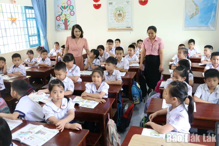 Tiếp tục đổi mới công tác dạy và học