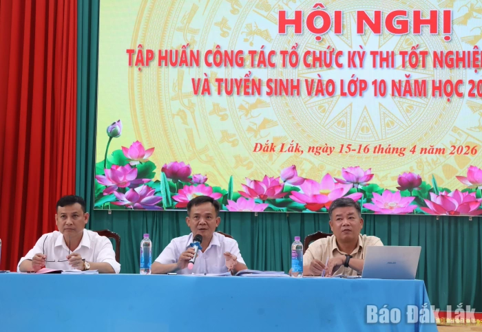 Tập huấn công tác thi tốt nghiệp THPT năm 2026 và tuyển sinh lớp 10