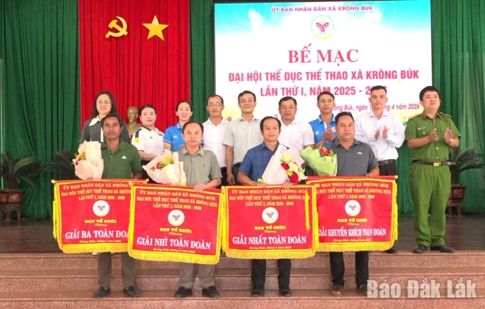 Bế mạc Đại hội Thể dục thể thao xã Krông Búk lần thứ I