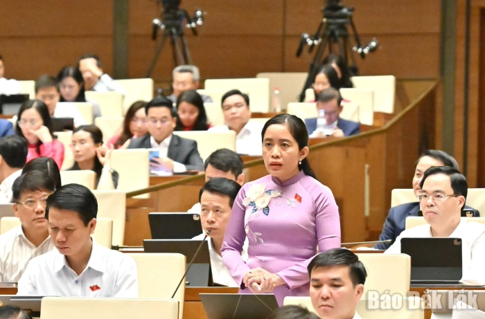 Cần cơ chế đặc thù để hiện thực hóa mục tiêu tăng trưởng “2 con số”, phát triển giáo dục vùng biên giới