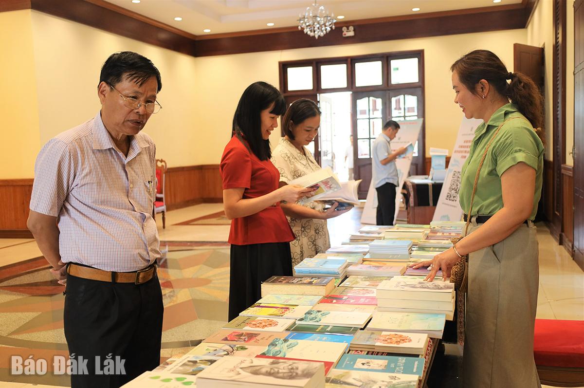 Lan tỏa giá trị tư tưởng, đạo đức,  phong cách Hồ Chí Minh