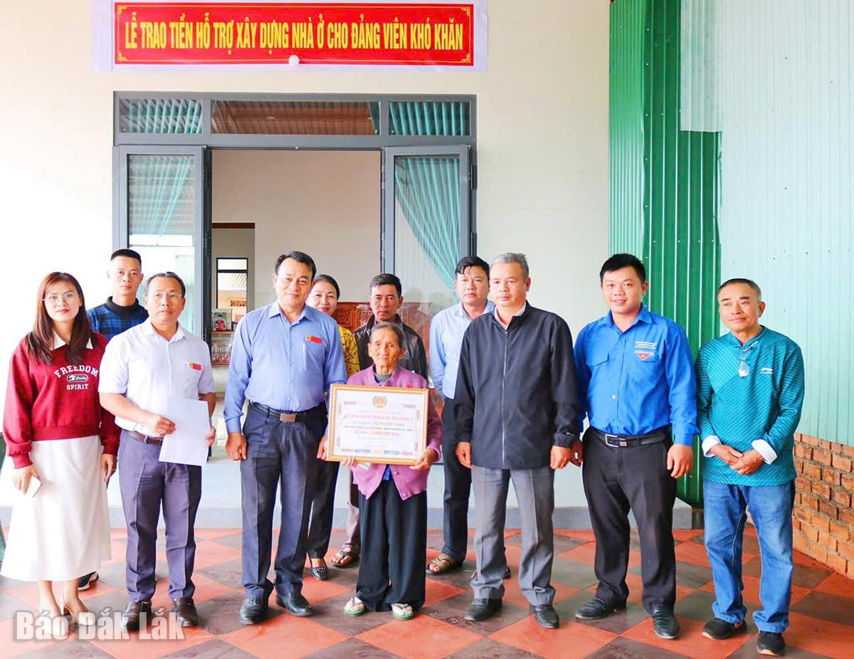 Học và làm theo Bác từ những việc ý nghĩa, thiết thực