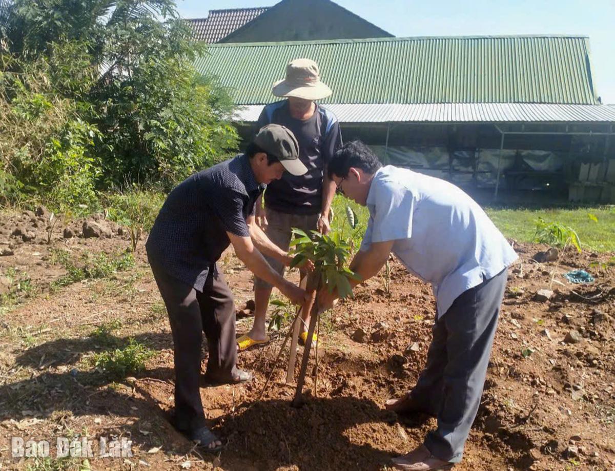 Gian nan công tác giảm nghèo ở Ea Trul