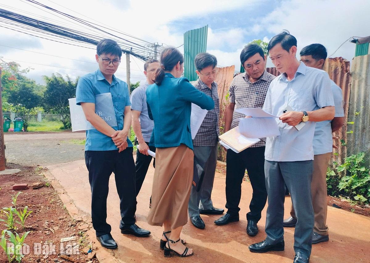 Xử lý nghiêm các hộ lấn chiếm đất, xây dựng trái phép tại khu dân cư buôn Ađrơng Điết (xã Cư Pơng)