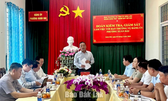 Đoàn kiểm tra, giám sát 243 làm việc với Ban Thường vụ Đảng ủy phường Xuân Đài