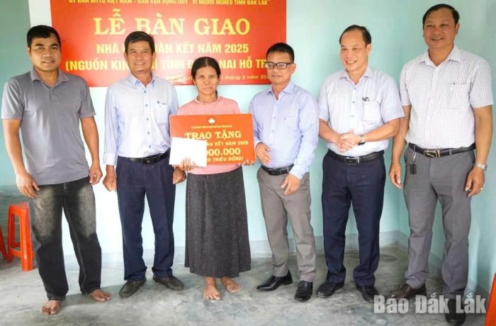 Xã Dang Kang: Hoàn thành xây dựng 6 căn nhà Đại đoàn kết cho hộ nghèo